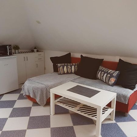 Ruhige Gemuetliche Ferienwohnung In Karlsruhe Daxlanden Fuer Monteure, Pendler, Geschaefsreisen, Wochenendreisen Εξωτερικό φωτογραφία